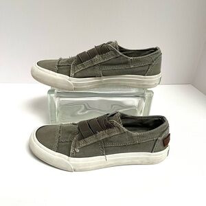 Blowfish Malibu Marley Sneakers Women’s Size 6